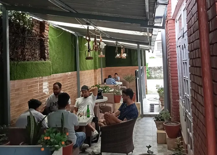 Kusum Hotel