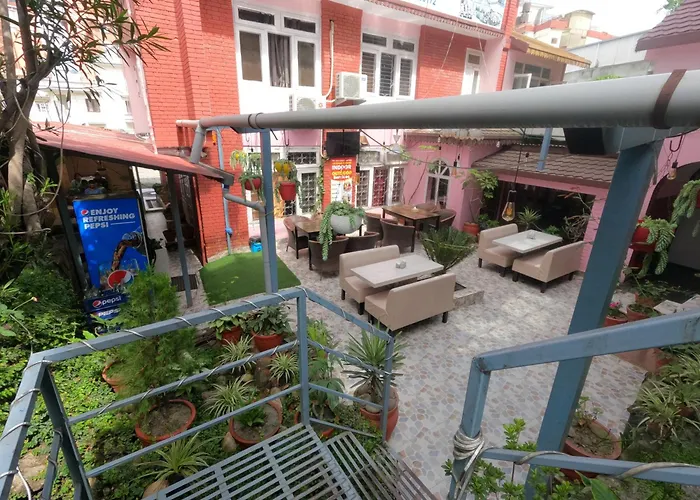 Kusum Hotel